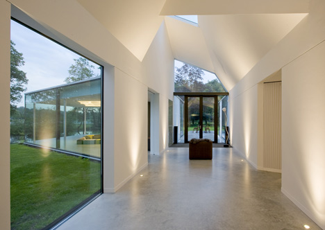 Villa 4.0 by Dirk Van Gameren Villa 4.0 by Dirk Van Gameren