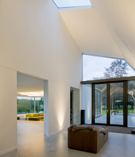 Villa 4.0 by Dirk Van Gameren Villa 4.0 by Dirk Van Gameren