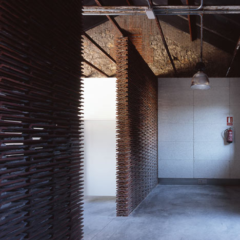 Warehouse 8B by Arturo Franco Office for Architecture Warehouse 8B by Arturo Franco Office for Architecture