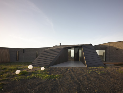 Beached House by BKK Architects Beached House by BKK Architects
