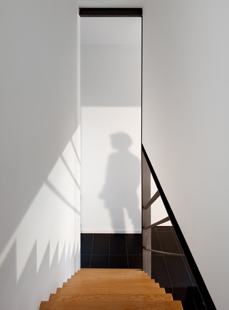 Cabrela House by Orgânica Arquitectura