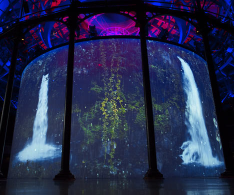 Curtain Call by Ron Arad at the Roundhouse