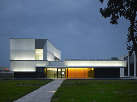 Domus Technica by Iotti + Pavarani Domus Technica by Iotti + Pavarani