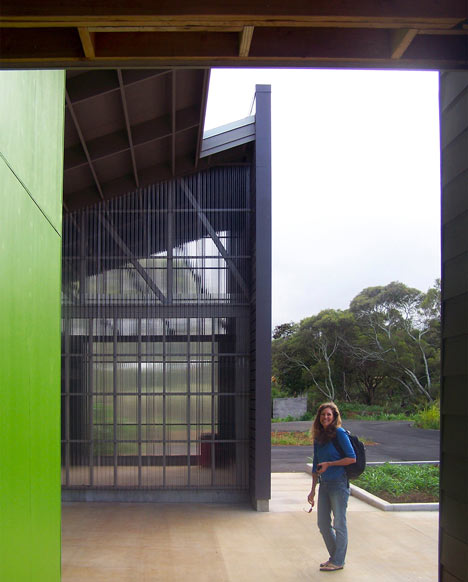 Hawaii Wildlife Centre by Ruhl Walker Architects