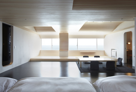 Hourai 1111 by Touhoku University of Arts and Design Hourai 1111 by Touhoku University of Arts and Design