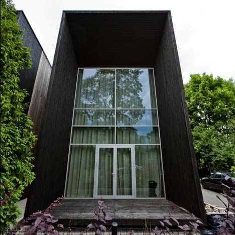 House on Zaru Street by Open AD House on Zaru Street by Open AD