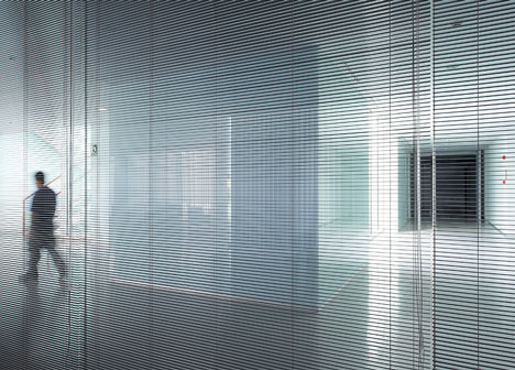 Instituto de Investigacion de Vehiculos by ACXT