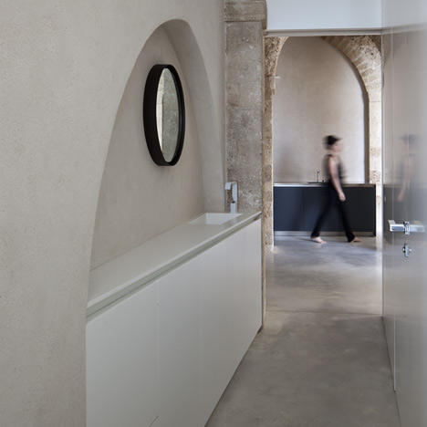 Jaffa Flat by Pitsou Kedem