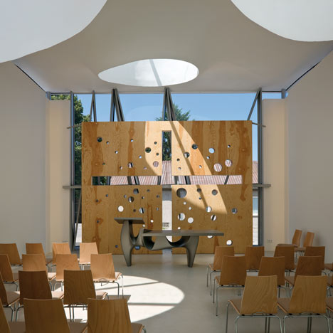 Martin Luther Church Hainburg by Coop Himmelb(l)au
