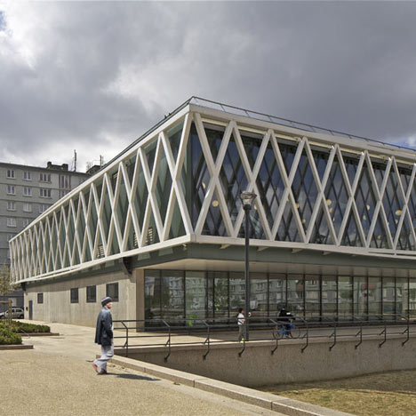 Mediatheque Romain Rolland by Philippe Gazeau