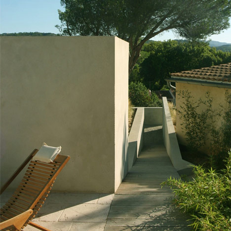 Pool on the slope by Jean-Baptiste Bouvet