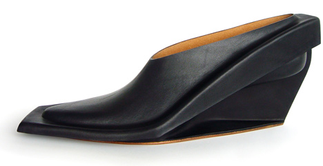 Pressedleathershoe by Marloes ten Bhömer Pressedleathershoe by Marloes ten Bhömer
