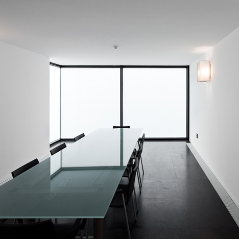 Registrar Office of St Vicente by Duarte Caldeira