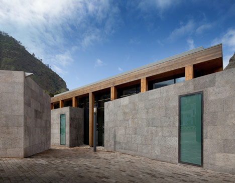 Registrar Office of St Vicente by Duarte Caldeira