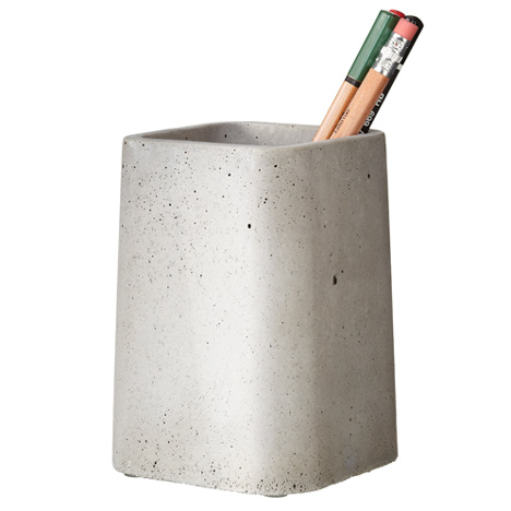 Solid desk accessories by Magnus Pettersen Solid desk accessories by Magnus Pettersen
