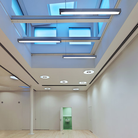 Zona K by Pietro Bagnoli and Franco Tagliabue