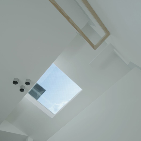 Keyhole House by Eastern Design Office Keyhole House by Eastern Design Office