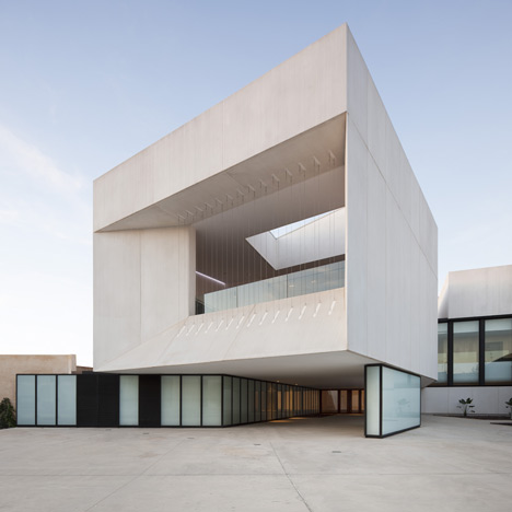 Theatre in Almonte by Donaire Arquitectos