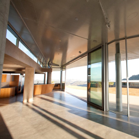 747 Wing House by Studio of Environmental Architecture 747 Wing House by Studio of Environmental Architecture