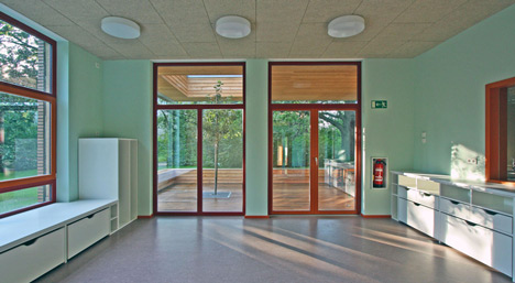 Forscherkindergarten Apfelbaumchen by Winkens Architekten Forscherkindergarten Apfelbaumchen by Winkens Architekten