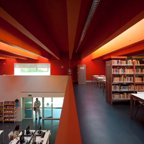 Garcia D’Orta Secondary School by Bak Gordon Garcia D’Orta Secondary School by Bak Gordon