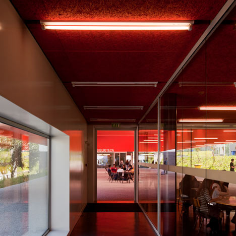 Garcia D’Orta Secondary School by Bak Gordon Garcia D’Orta Secondary School by Bak Gordon