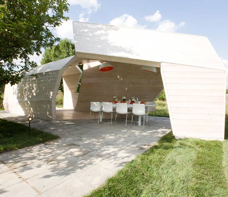 Gazebo for TV show by Za Bor Architects