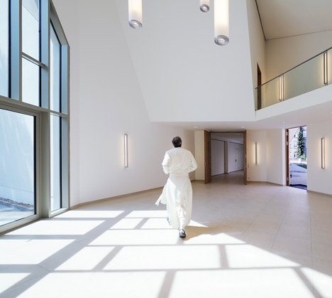 Hamborn Abbey Extension by Astoc