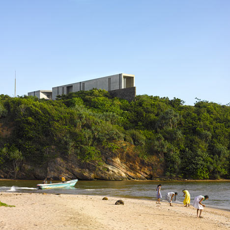 House in Sri Lanka by Tadao Ando