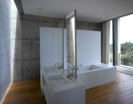 House in Sri Lanka by Tadao Ando