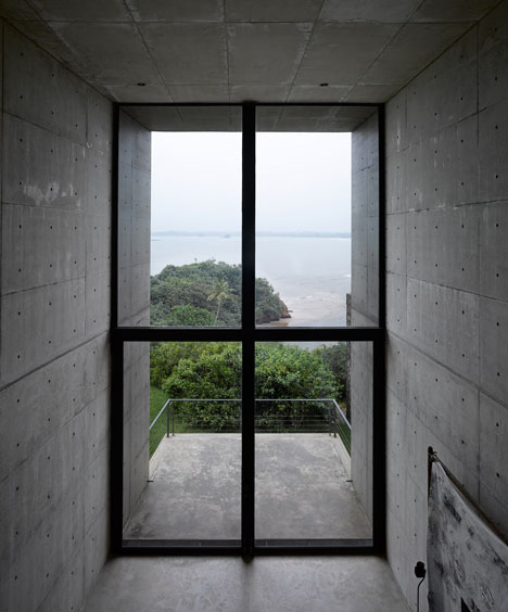 House in Sri Lanka by Tadao Ando