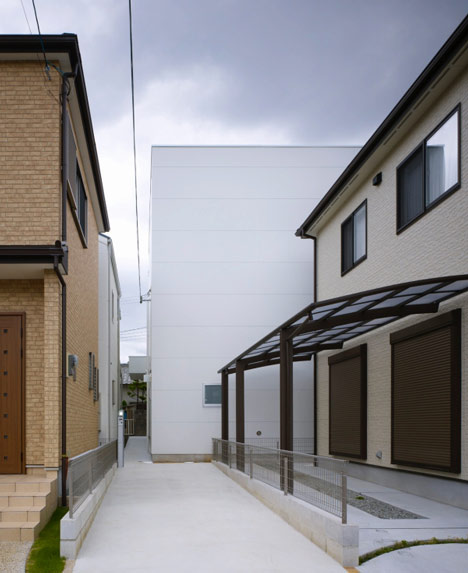House of Slope by Fujiwarramuro Architects House of Slope by Fujiwarramuro Architects