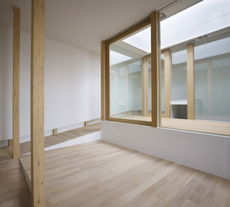 House of Slope by Fujiwarramuro Architects House of Slope by Fujiwarramuro Architects