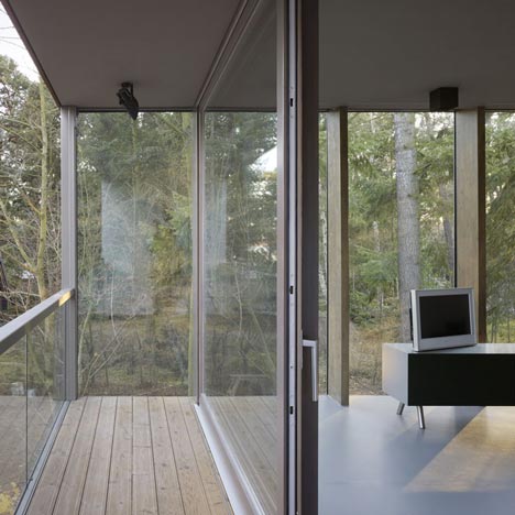 Minimumhouse by Scheidt Kasprusch Architekten