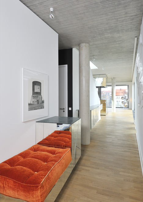 Penthouse apartment by Lecarolimited Penthouse apartment by Lecarolimited
