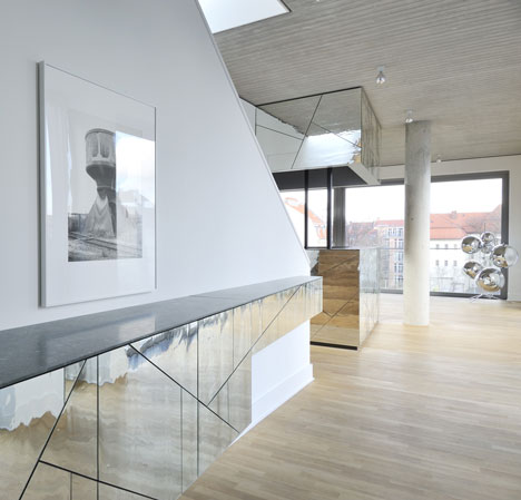 Penthouse apartment by Lecarolimited Penthouse apartment by Lecarolimited