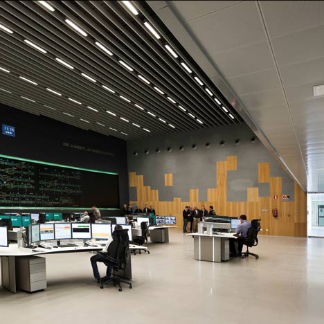 Railway Control Centre by Moreno del Valle Arquitectos Railway Control Centre by Moreno del Valle Arquitectos