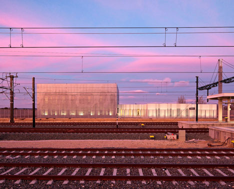 Railway Control Centre by Moreno del Valle Arquitectos Railway Control Centre by Moreno del Valle Arquitectos