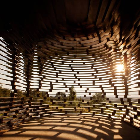 Reading between the Lines by Gijs Van Vaerenbergh