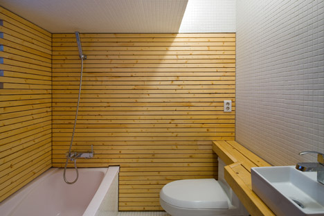 Renovation of Julia's Apartment by Moohoi Architecture Renovation of Julia's Apartment by Moohoi Architecture