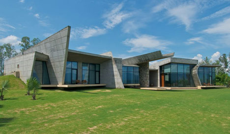 Rishikesh House by Rajiv Saini + Associates Rishikesh House by Rajiv Saini + Associates