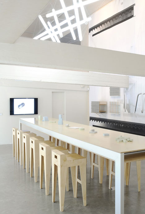 The Banquet by Herreros Arquitectos at the ROM Gallery The Banquet by Herreros Arquitectos at the ROM Gallery