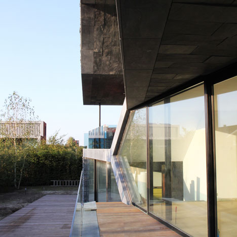 Villa van Lipzig by Loxodrome