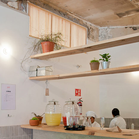 Cantina de Comida Mexicana by Taller Tiliche