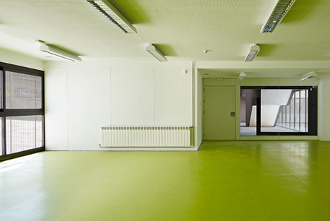 Castellbisbal School by MMDM Arquitectes