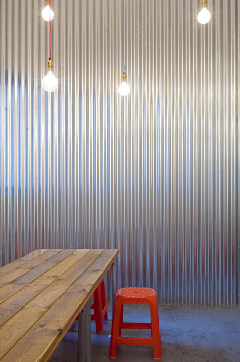 GRAB Thai Street Kitchen by Mansikkamäki+JOY GRAB Thai Street Kitchen by Mansikkamäki+JOY