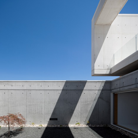 House in Leiria by ARX House in Leiria by ARX