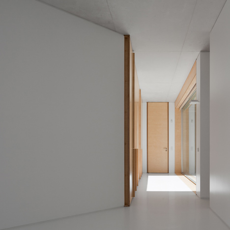 House in Leiria by ARX House in Leiria by ARX
