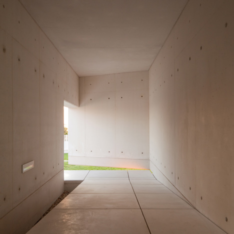 House in Leiria by ARX House in Leiria by ARX