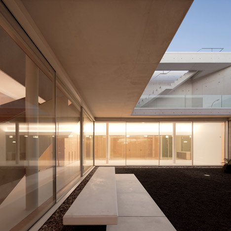 House in Leiria by ARX House in Leiria by ARX